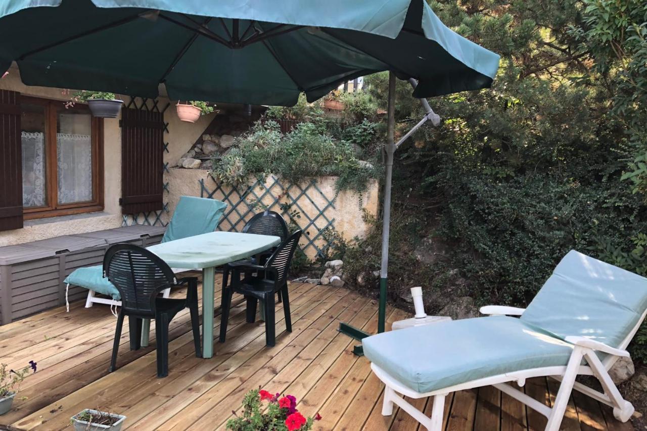 Ferienwohnung Chez Madeleine - Large T1 Mountain view Villar-Saint-Pancrace Exterior foto